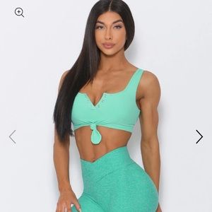 Bombshell Sportswear Henley Sports Bra *Mint*